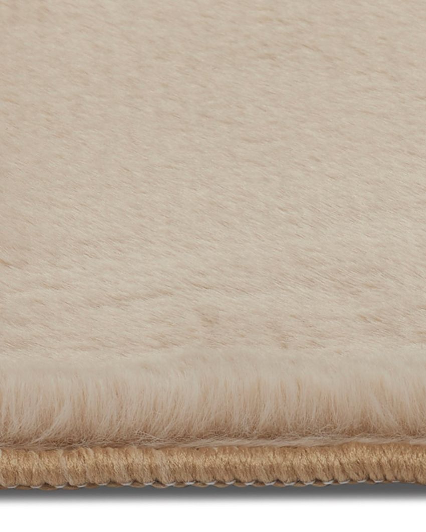 Plush Soft Shaggy Polyester Bedside Runner | 2.5 x 5 Feet