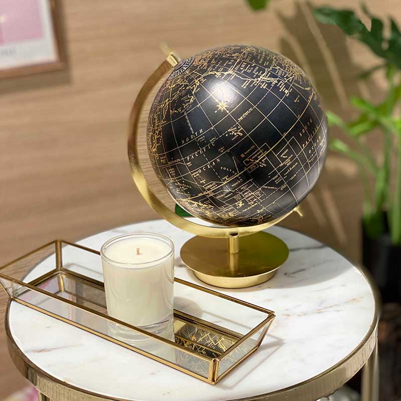 Finn Globe Showpiece Black & Gold