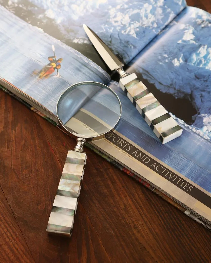 Magnifying Glass With Paper Knife In Mop