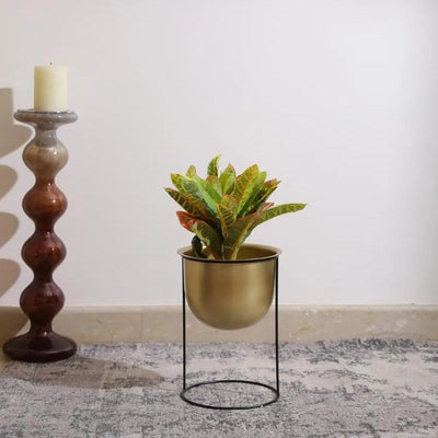 Brass Look Iron Stand Metal Planter