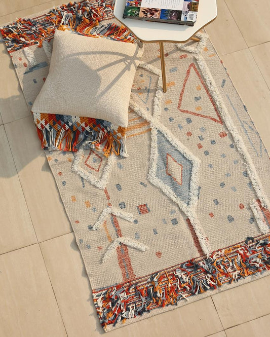 Abstract Details Tufted Rug