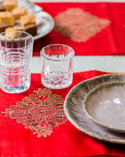 Bold Red Embroidered Table Runner with Mats | Pack of 7