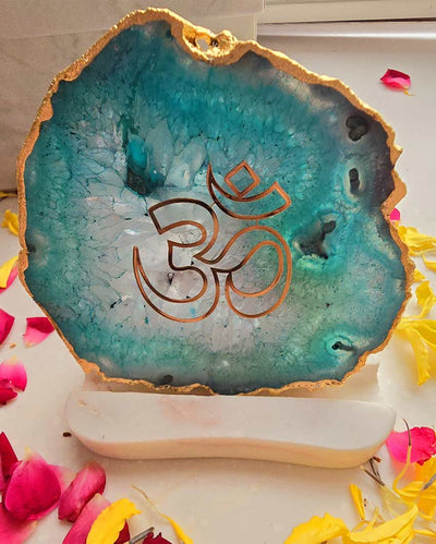 Serene OM Agate with Marble Tea Light Stand