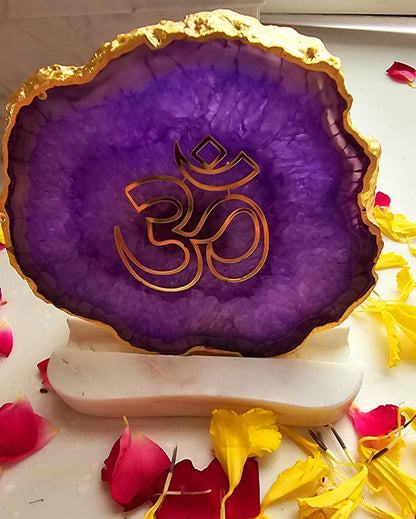 Serene OM Agate with Marble Tea Light Stand