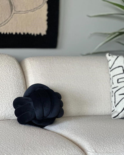 Nico Big Knotted Cotton Pillow Black