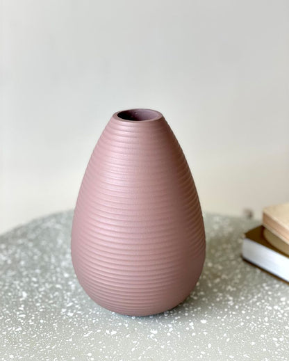 Timeless Design Amphora Oval Vase