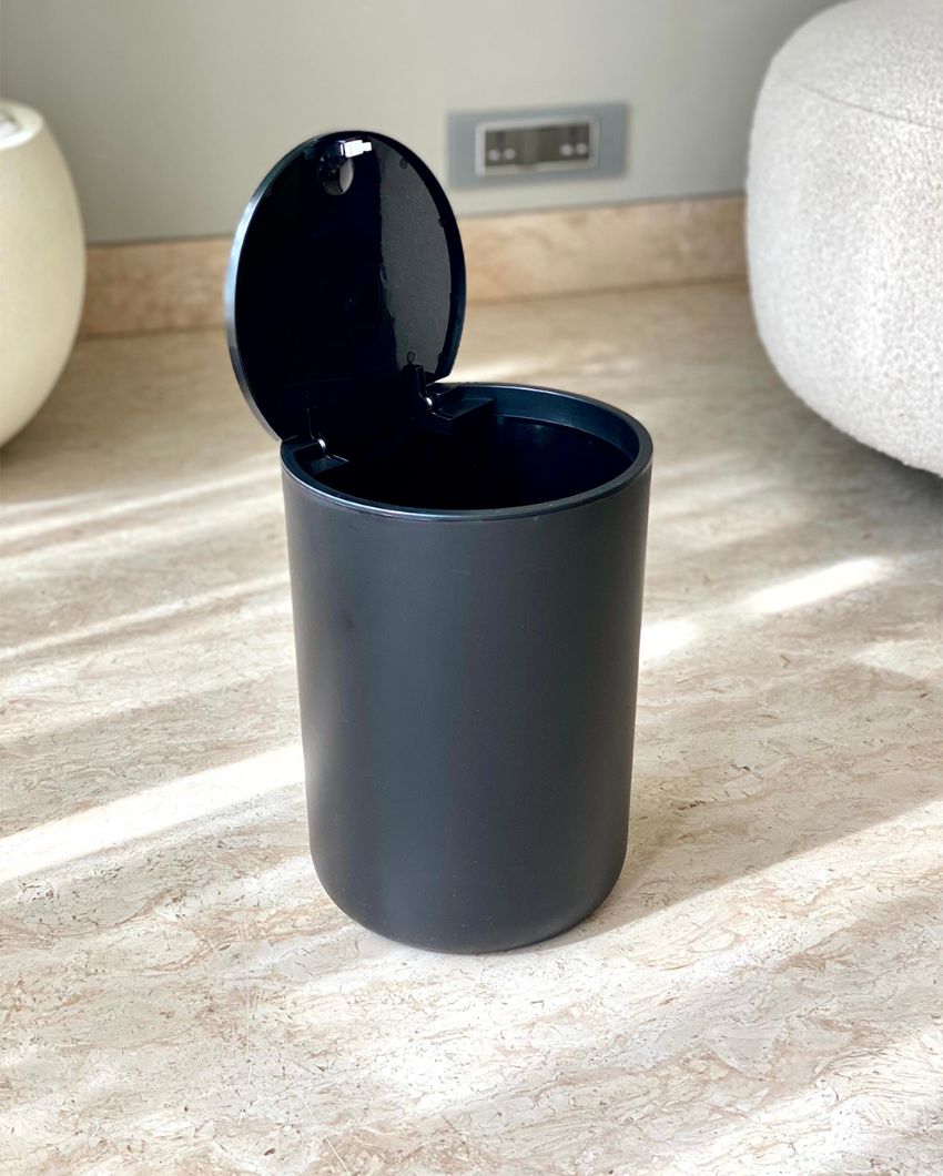 Elixir Plastic Dustbin | 8 x 11 inches