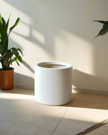 The Versatile Plastic Oasis Planter Wihtout Plant | Beige | 10 x 10 inches