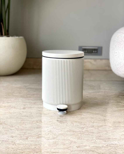 Elegant Braga Ivory Shade Dustbin | 10 x 10 inches | 5 Ltr