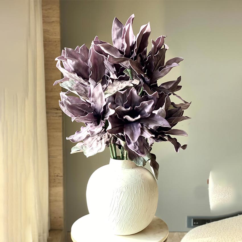 Elegant Artificial Lavender Ombre Magnolia Stem Without Vase | 3.3 Feet