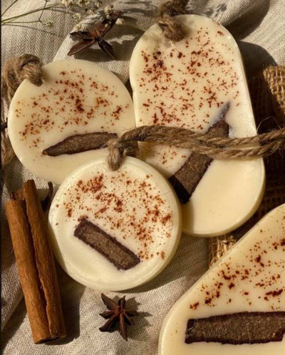 Warm & Inviting Cinnamon Vanilla Air Freshener Organic Wax Sachet | Set of 2