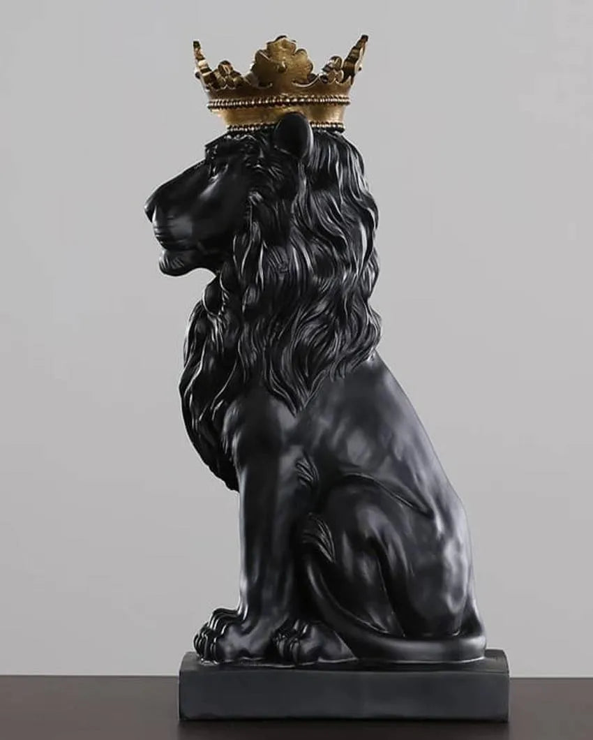 Nordic Minimalist Resin Regal Lion Showpiece