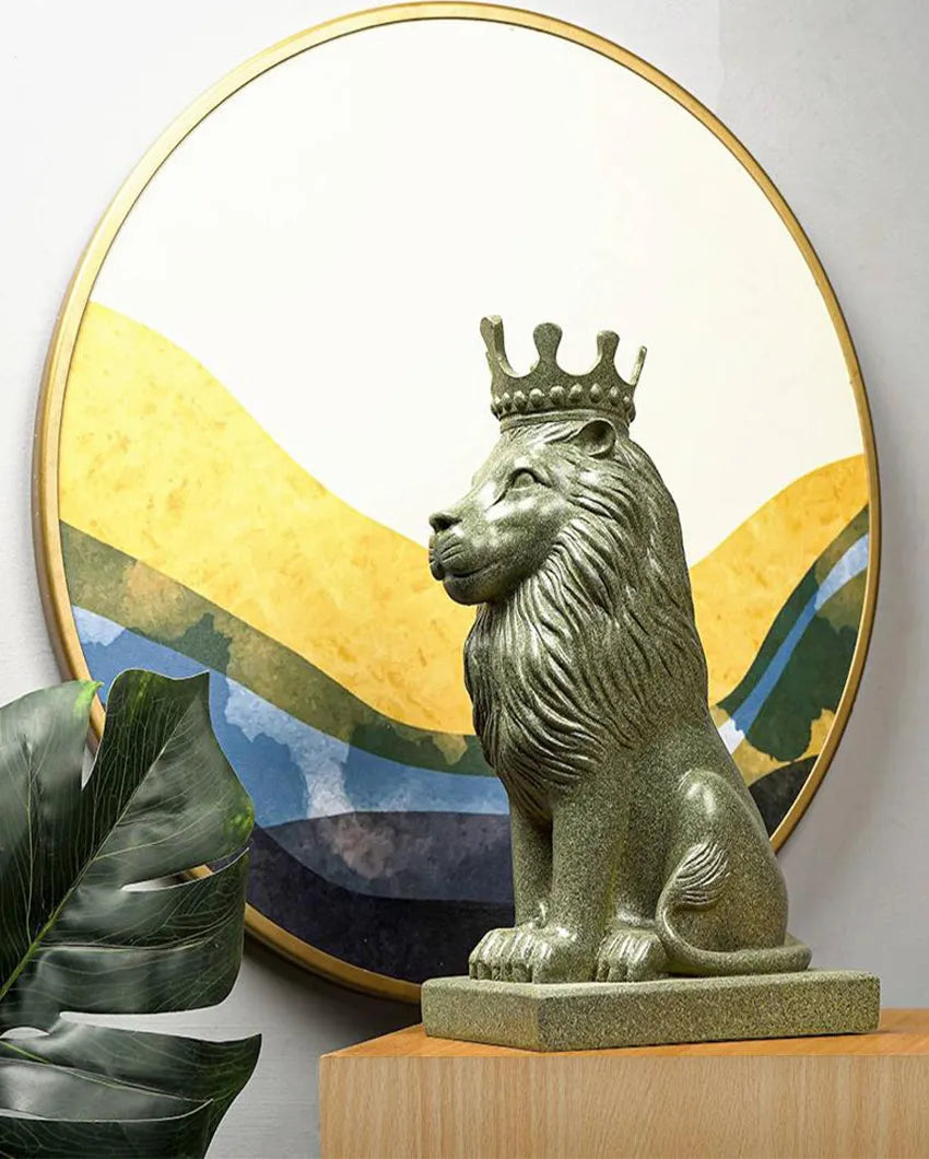 Nordic Minimalist Resin Regal Lion Showpiece