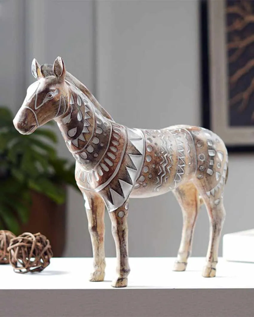 Savanna Serenity Tribal Horse Artistry Brown