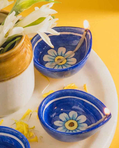 Classic Jasmine Blue Pottery Diyas | Set of 5 | 3 inches