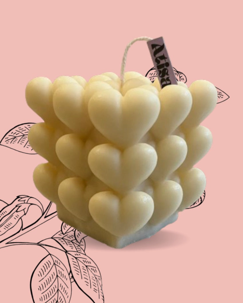 Heart Bubble Vanilla Coconut Soy Wax Candle |Off White | 7 x 7 x 5 cm/ 3 x 3 x 2 inches