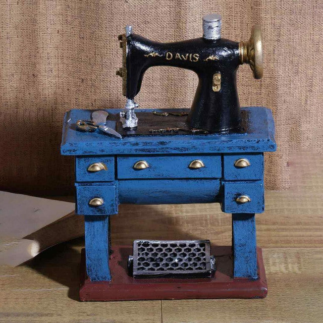 Rustic Sewing Machine Decorative Showpiece