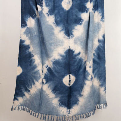 Diamond Tie Dye Throw | 50 x 60 inches