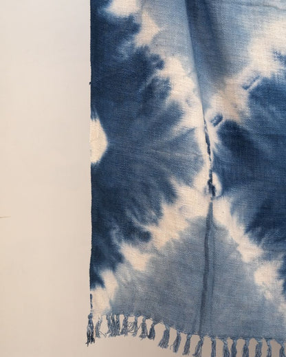 Diamond Tie Dye Throw | 50 x 60 inches