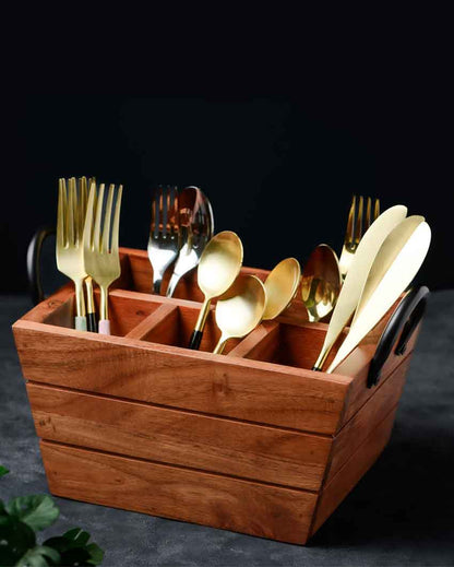 Boat Wooden Cutlery With Horseshoe Handle Title