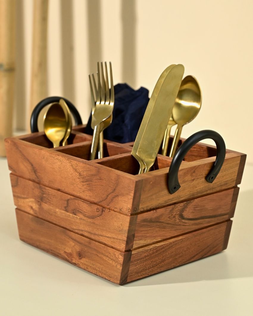 Boat Wooden Cutlery With Horseshoe Handle | 11 x 6.5 x 6.5 inches