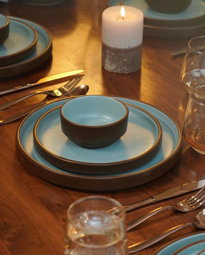 Complete Stoneware Dinner Set | Pack of 20