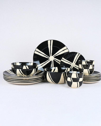 Uniquely Designed Artistic Splash Dinner Set | Pack of 21