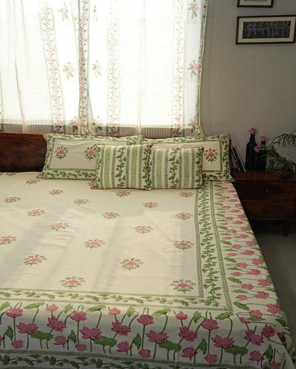 Tranquil Retreat Printed Cotton Bedsheet with 2 Pillow Cover, 2 Cushion Covers