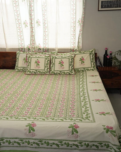 Serene Swan Song Printed Cotton Bedsheet with 2 Pillow Covers