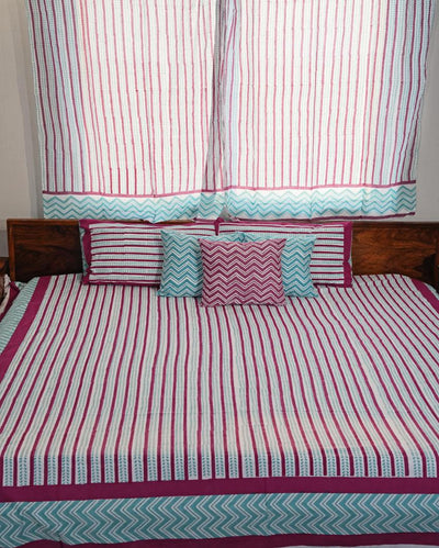 Serene Stripes Printed Cotton Bedsheet with 2 Pillow Covers