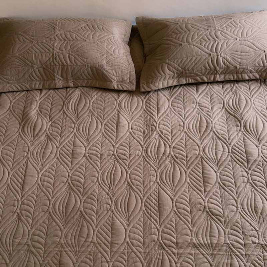 Brown Leaf Quilted Bedspread Set Default Title