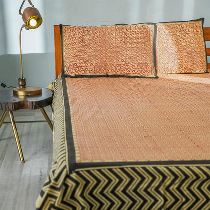 Reddish Waves Handblock Printed Cotton Bedding Set With Pillow Covers | Double Size | 90 x 108 Inches