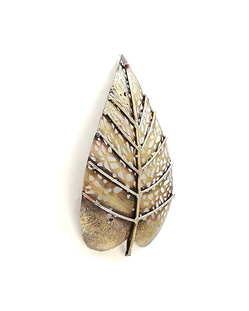 Aesthetic Leaf with LED Iron Wall Décor