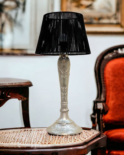 Viraag Table Lamp