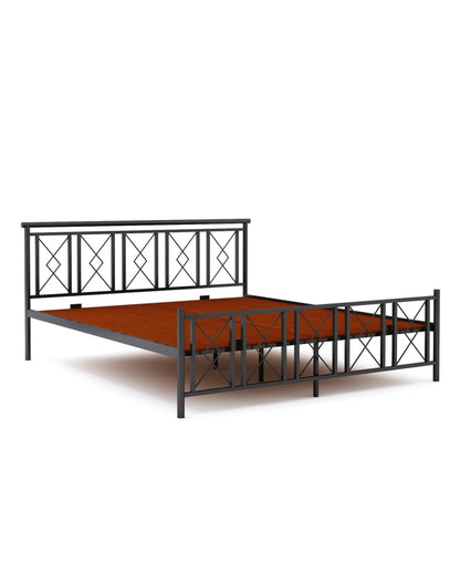 Comfortable and Stylish Bedroom Setup Dreamer Metal Bed