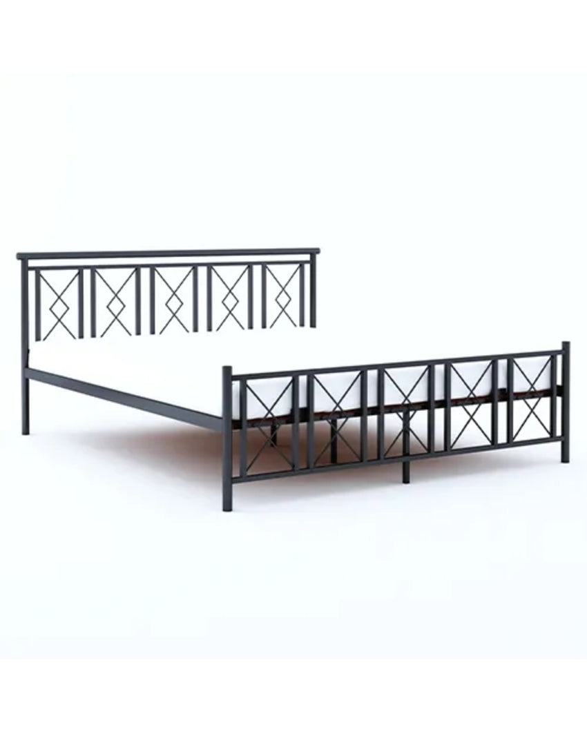 Comfortable and Stylish Bedroom Setup Dreamer Metal Bed