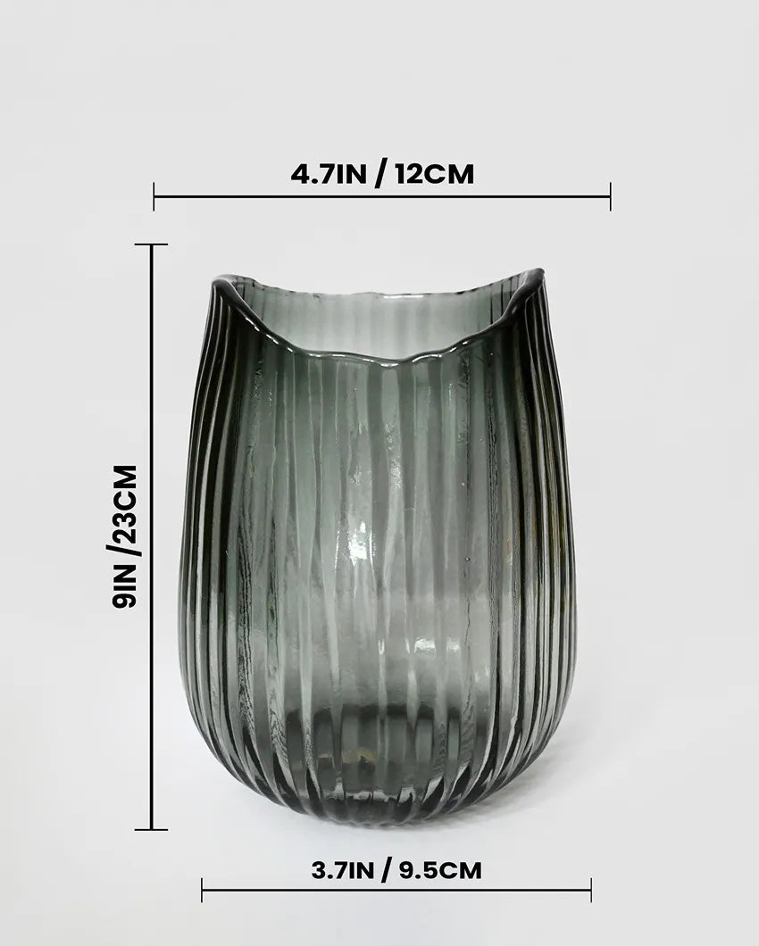 Sophisticated Black Glass Elegant Noir Ribbed Glass Vase | 4 x 9 inches