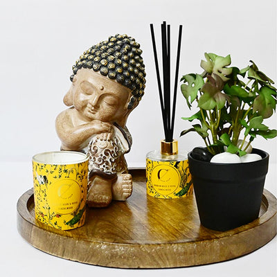 Luxury Arabian Musk Scented Candle and Diffuser Gift Set | 8 x 5 x 3 inches