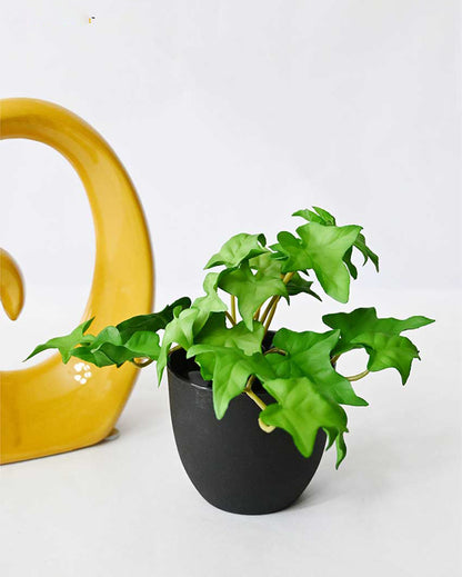 Lifelike Artificial Ivy Plant with Basic Pot | 6 inches