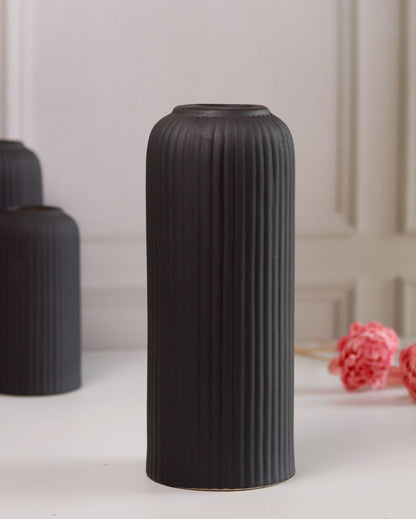Shimmy Ribbed Vases | Set Of 3 Black