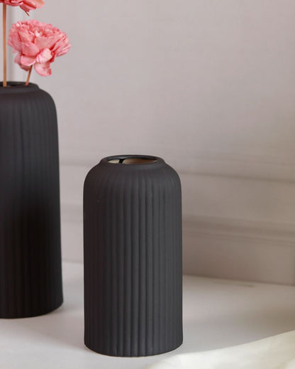 Shimmy Ribbed Vases | Set Of 3 Black