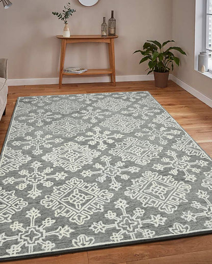 Light Grey Geometric Pattern Hand Tufted Carpet