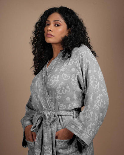 Luxurious Banana Jacquard Bath Robe | 50 x 30 inches