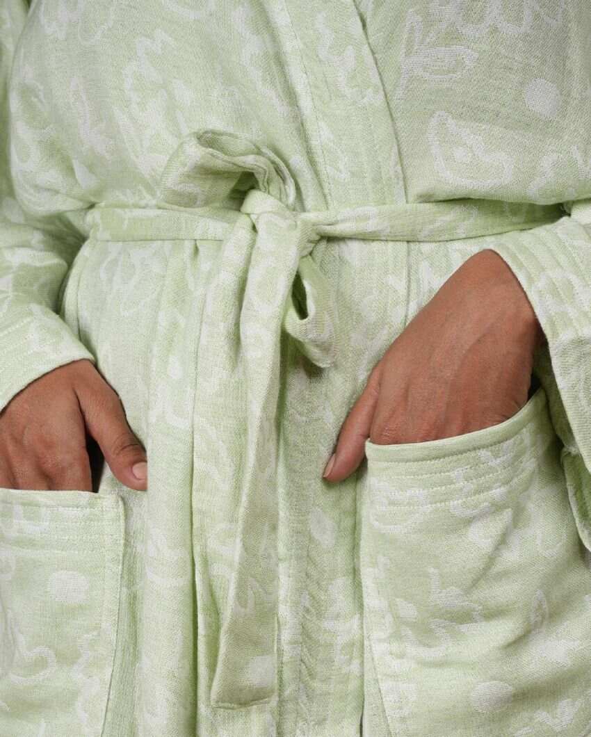 Luxurious Banana Jacquard Bath Robe | 50 x 30 inches