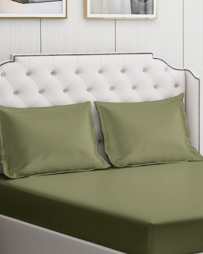 Green Cotton Bedding Set with 2 Pillow Covers | King Size | 108 x 108 inches