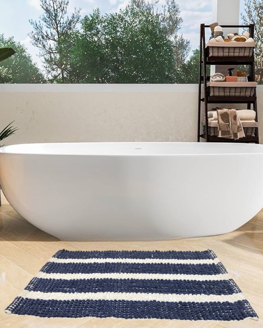 Sophisticated Pebble Bubble Loop Bathmat | 30 x 18 inches