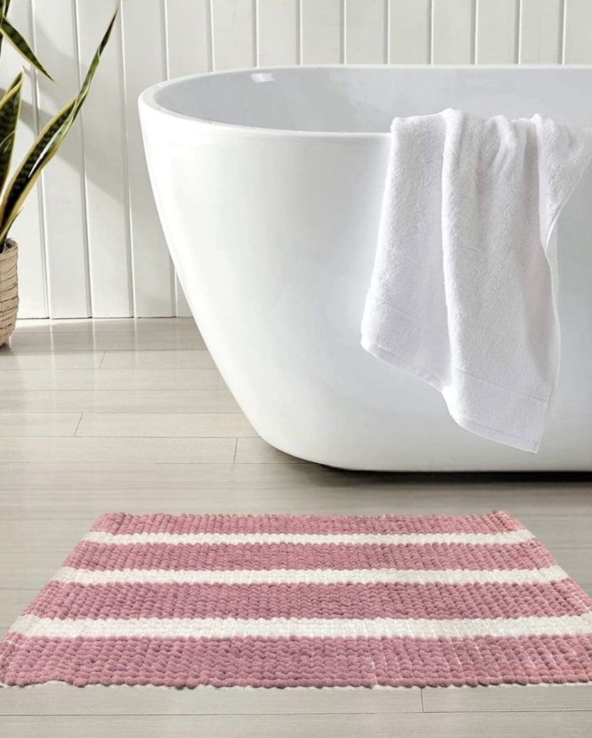 Chic and Cozy Pebble Bubble Loop Design Bathmat | 30 x 18 inches