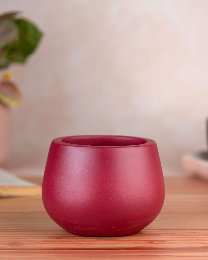 Minimal Maroon Terracotta Planter