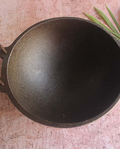 Traditional & Deep Frying and Curries Cast Iron Black Kadai