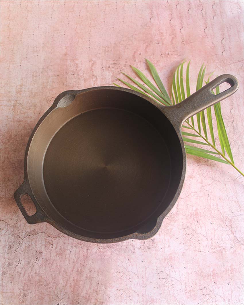 Refined & Non Stick Hassle Free Cooking Cast Iron Smooth Black Skillet